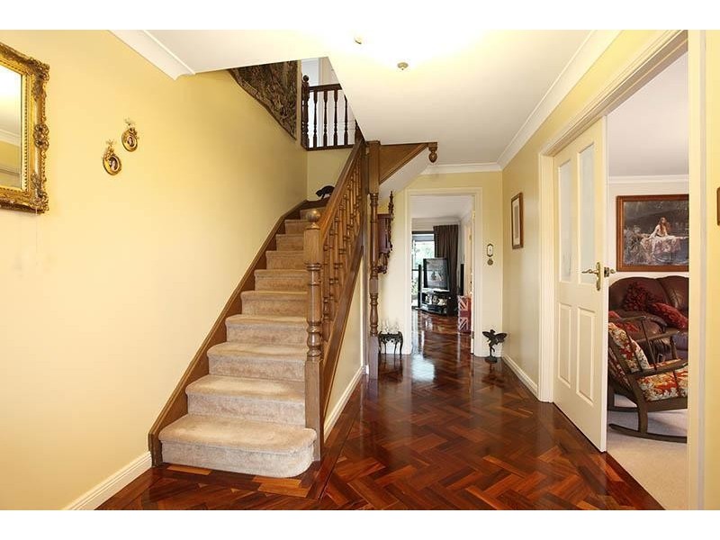 8 Paignton Close, Moana SA 5169