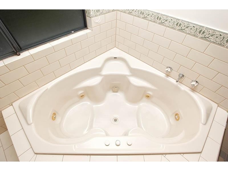 8 Paignton Close, Moana SA 5169