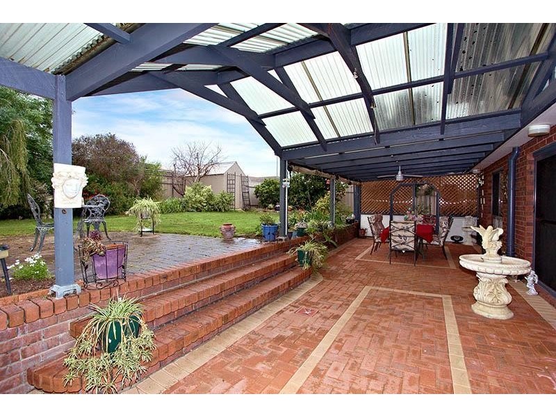 8 Paignton Close, Moana SA 5169