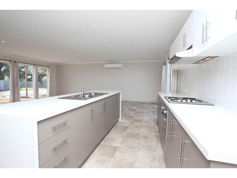 78 Whinnerah Avenue, Aldinga Beach SA 5173