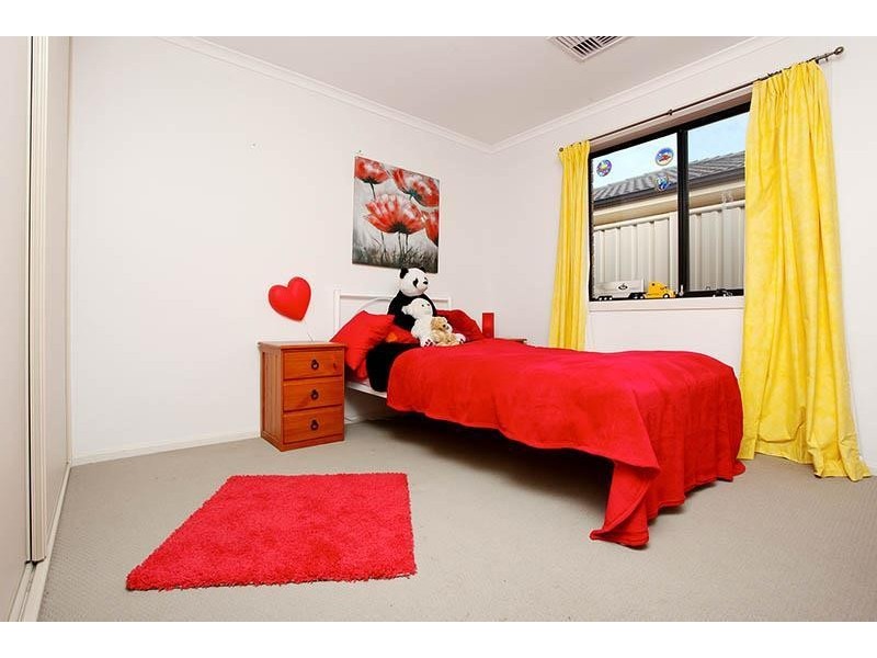 9 Blue Bay Avenue, Aldinga Beach SA 5173