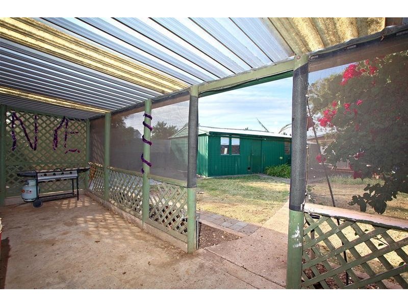 9 Stirling Crescent, Aldinga Beach SA 5173