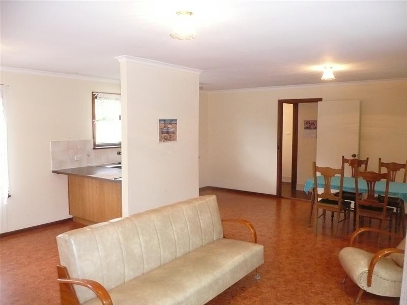 28 Whinnerah Avenue, Aldinga Beach SA 5173