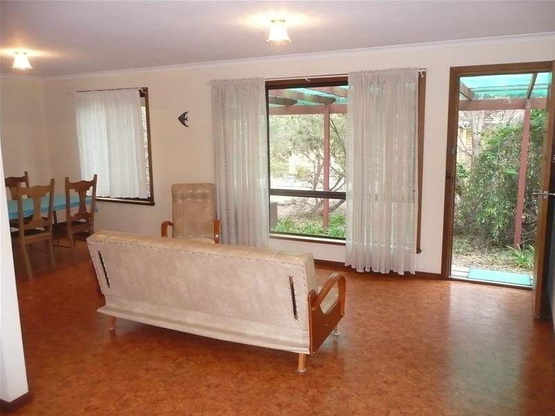 28 Whinnerah Avenue, Aldinga Beach SA 5173