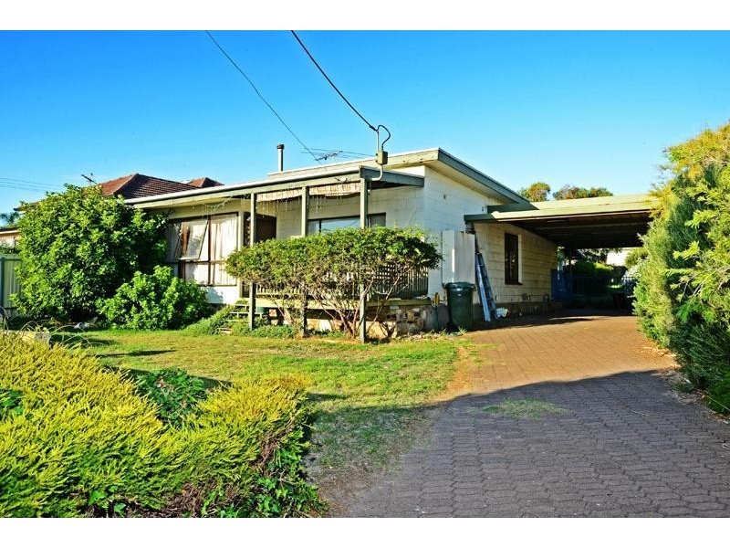 19 Third Avenue, Moana SA 5169
