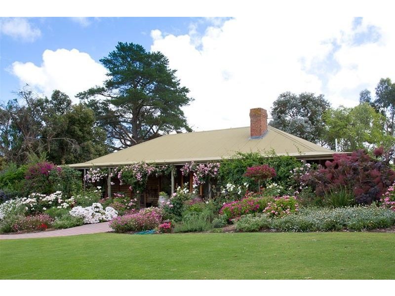 12 Beltunga Close, Blewitt Springs SA 5171