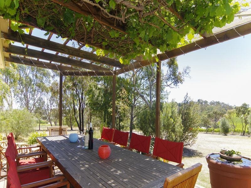 178 Chalk Hill Road, Mclaren Vale SA 5171