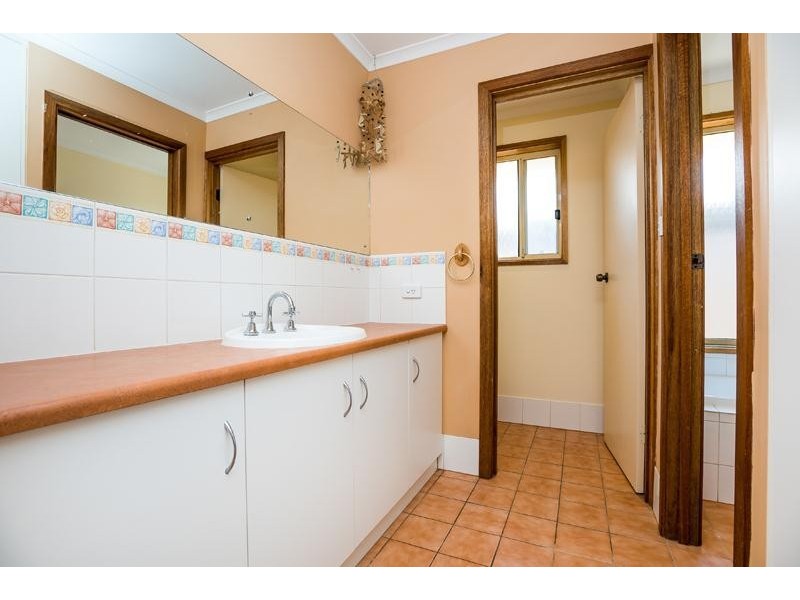 15 Kandra Road, Sheidow Park SA 5158