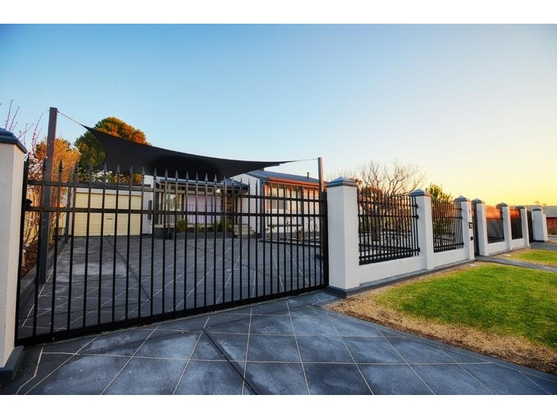 7 Taranto Court, Hackham West SA 5163