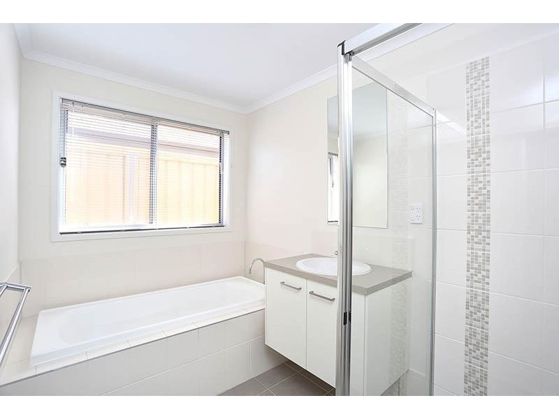 34 League Street, Seaford Meadows SA 5169