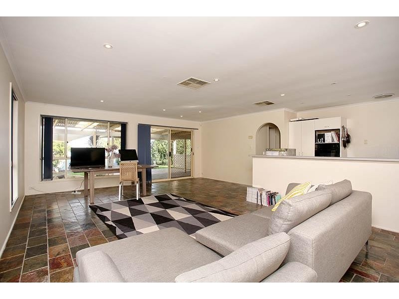 78 Endeavour Drive, Seaford Rise SA 5169