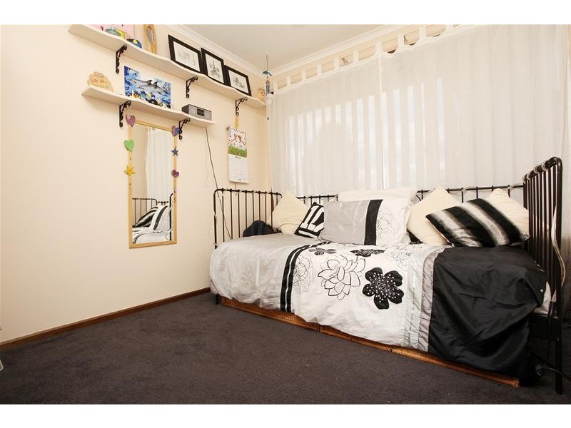 1 Coral Court, Seaford Rise SA 5169