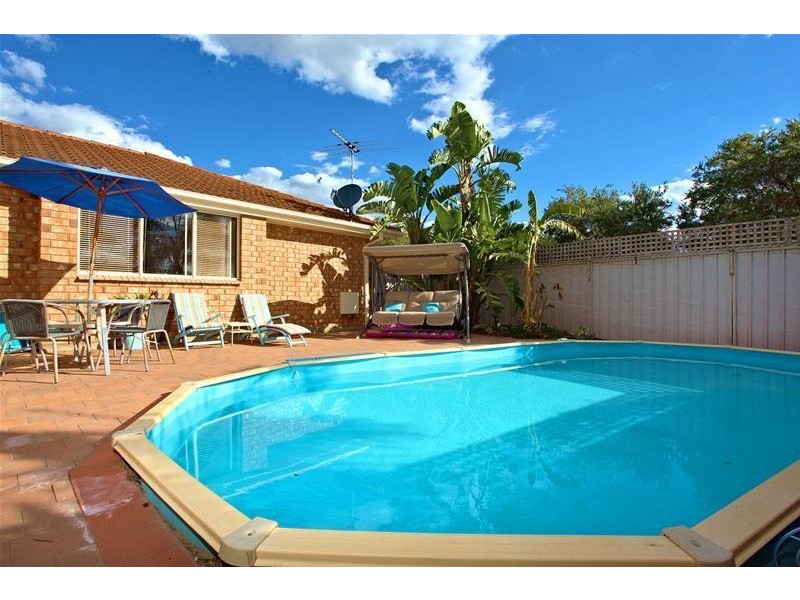 1 Coral Court, Seaford Rise SA 5169