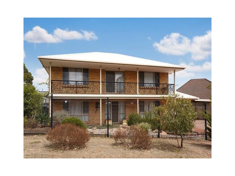 2 Sunnyside Avenue, Maslin Beach SA 5170