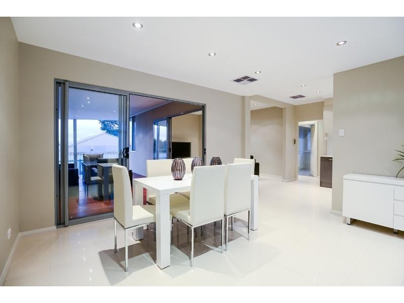 32 Penzance Avenue, Christies Beach SA 5165