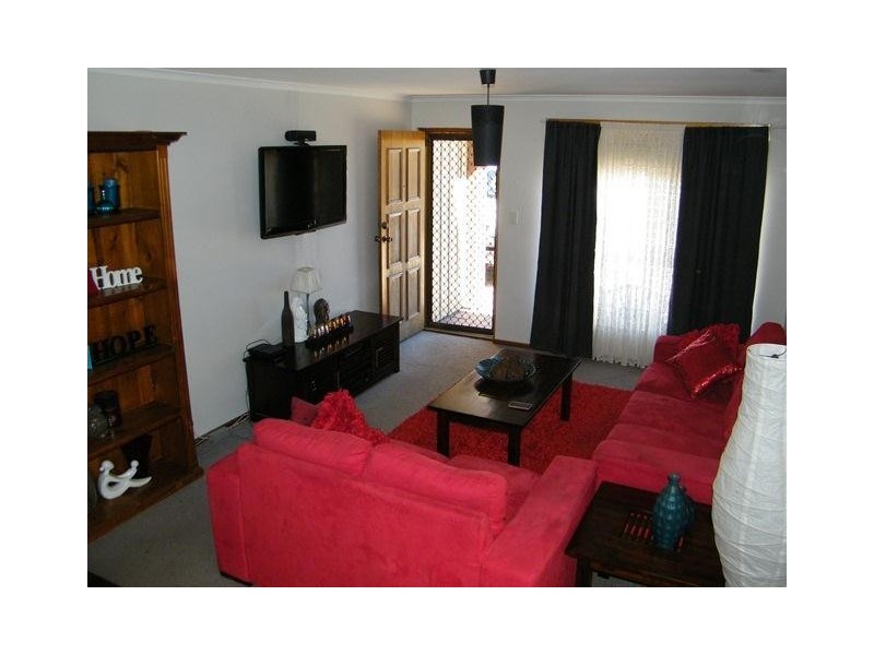 18 Greenlees Parade, Aldinga Beach SA 5173