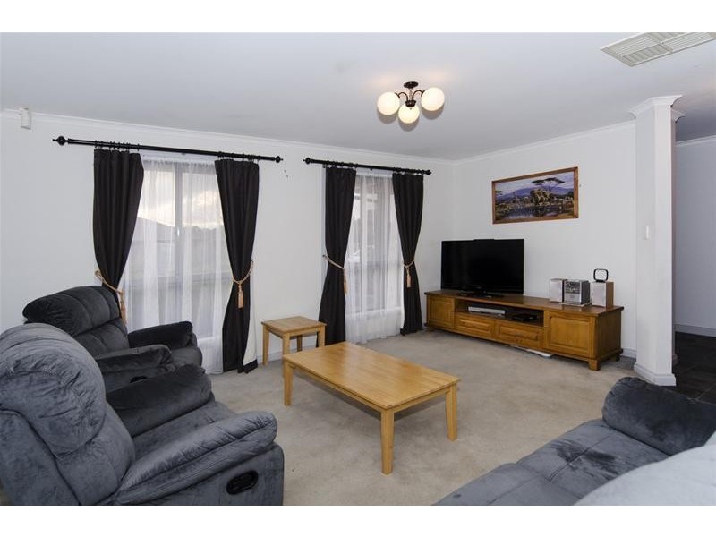 6 Reef Close, Seaford Rise SA 5169