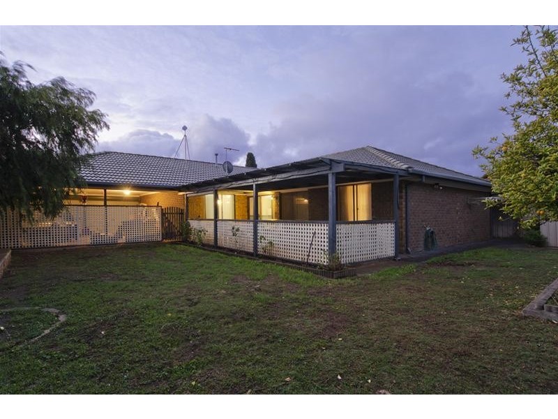 6 Reef Close, Seaford Rise SA 5169