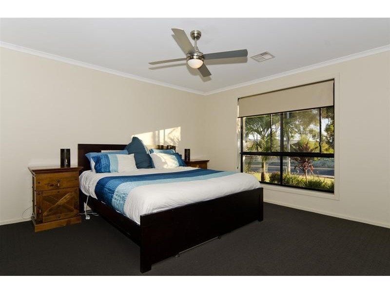 8 Cuttle Street, Aldinga Beach SA 5173