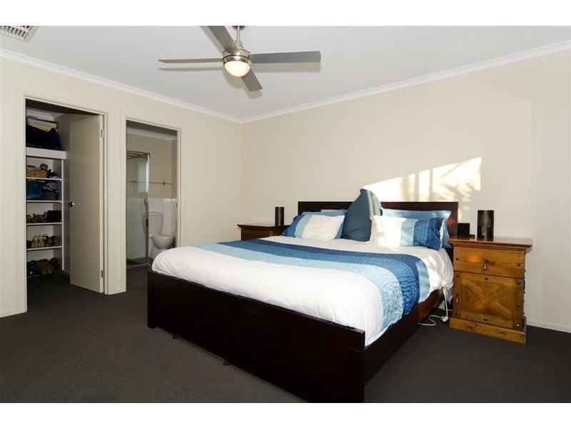 8 Cuttle Street, Aldinga Beach SA 5173