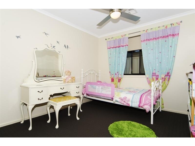 8 Cuttle Street, Aldinga Beach SA 5173