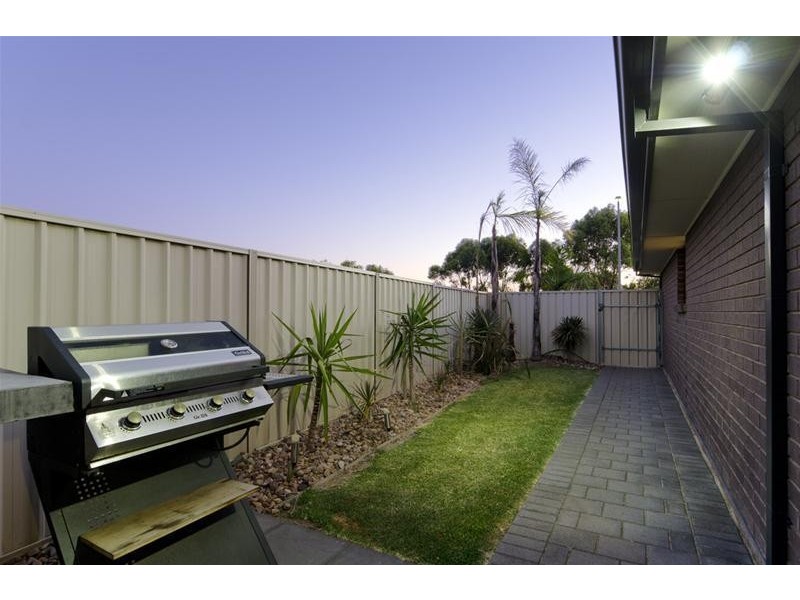 8 Cuttle Street, Aldinga Beach SA 5173