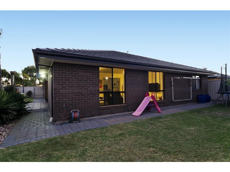 8 Cuttle Street, Aldinga Beach SA 5173