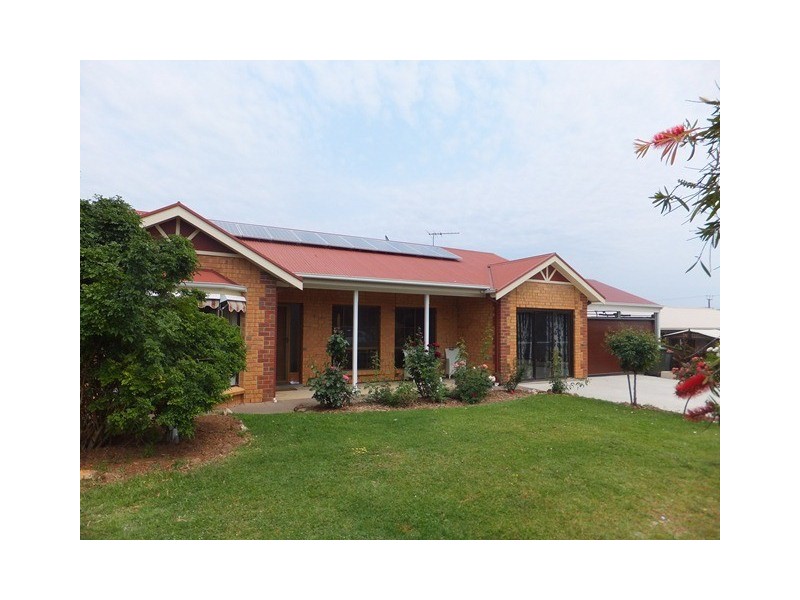 3 Evelyn Sturt Drive, Willunga SA 5172