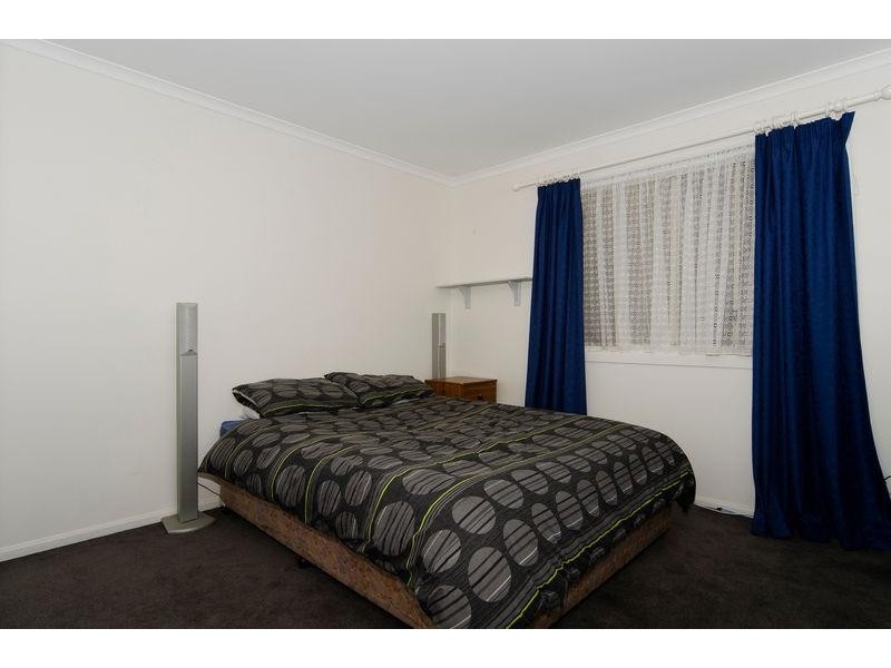 11 Cockle Avenue, Aldinga Beach SA 5173