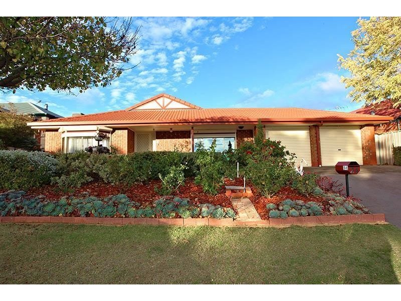 24 Waterford Circuit, Seaford Rise SA 5169
