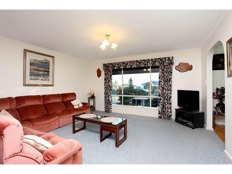 24 Waterford Circuit, Seaford Rise SA 5169