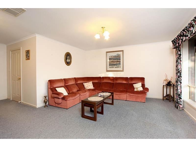 24 Waterford Circuit, Seaford Rise SA 5169