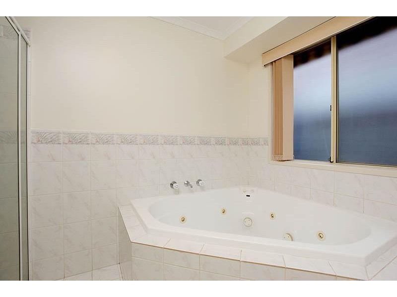 24 Waterford Circuit, Seaford Rise SA 5169