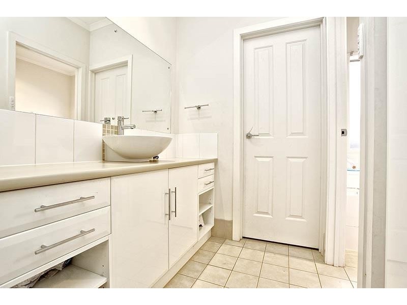 18 Jaguar Avenue, Port Willunga SA 5173