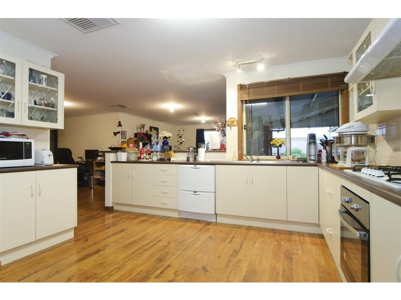 14 Spinnaker Court, Aldinga Beach SA 5173