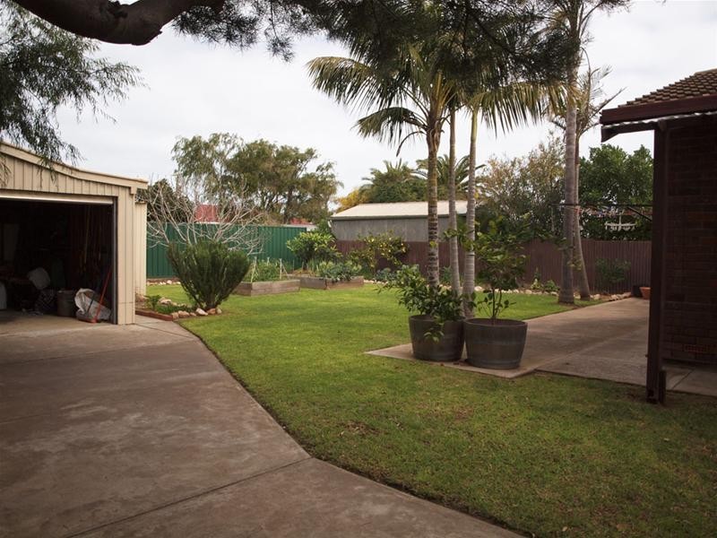 20 Albany Avenue, Port Noarlunga South SA 5167