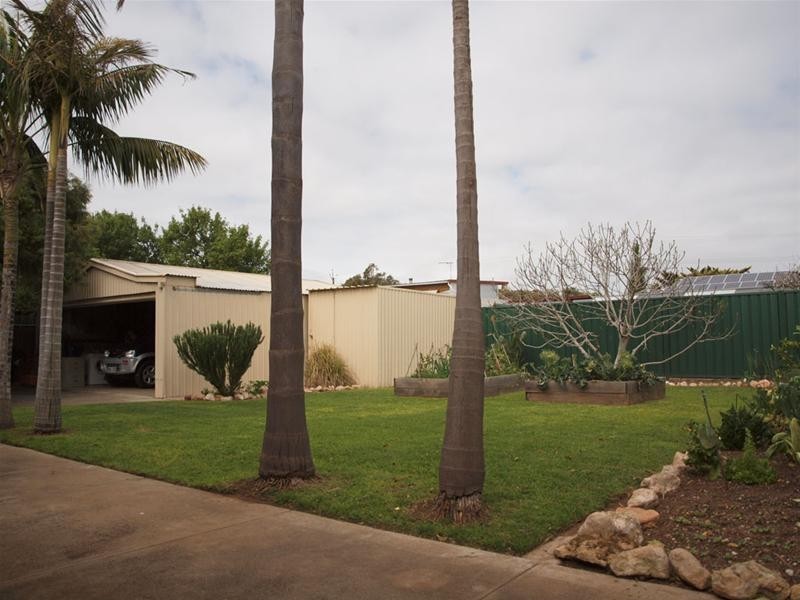 20 Albany Avenue, Port Noarlunga South SA 5167