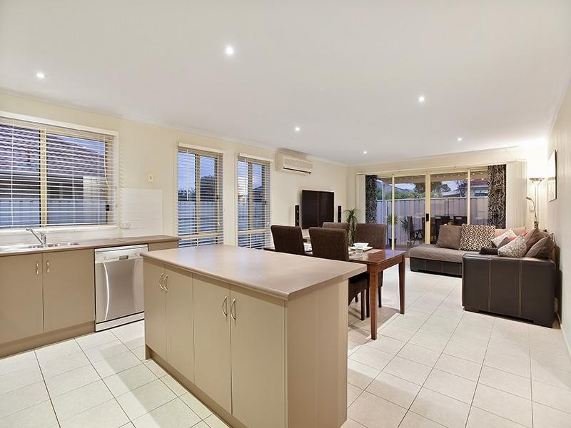 9 Periwinkle Drive, Aldinga Beach SA 5173