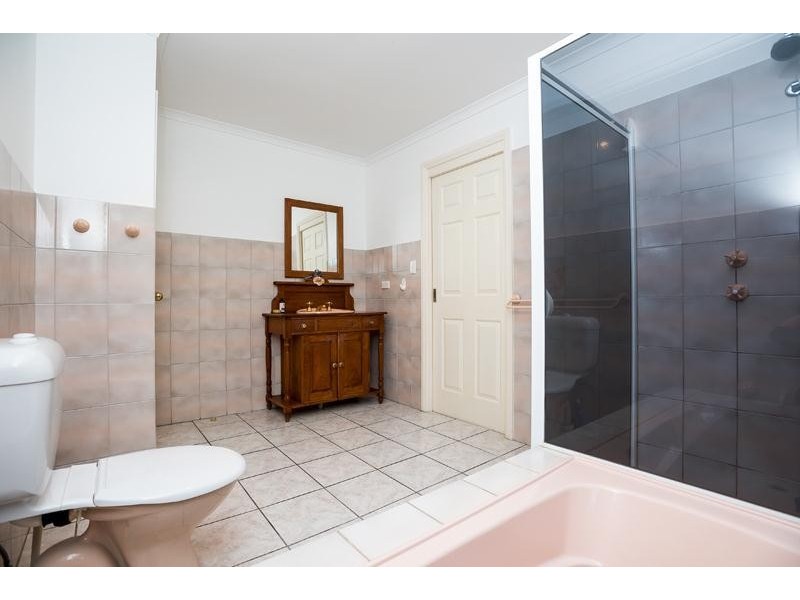 5 Marina Court, Hallett Cove SA 5158