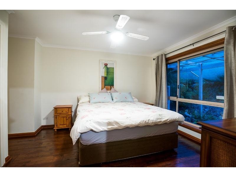 5 Marina Court, Hallett Cove SA 5158