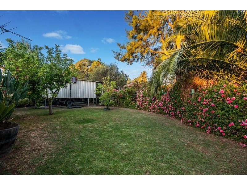 5 Marina Court, Hallett Cove SA 5158