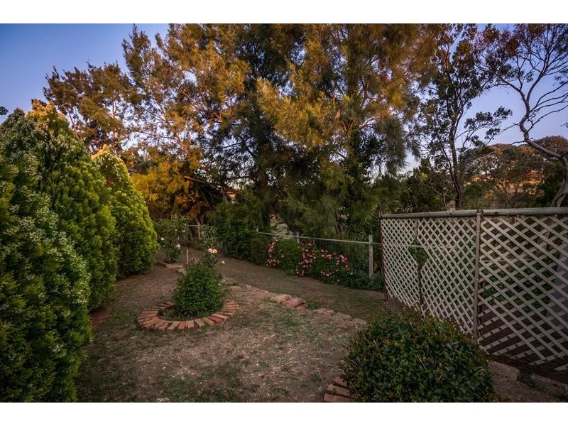 5 Marina Court, Hallett Cove SA 5158