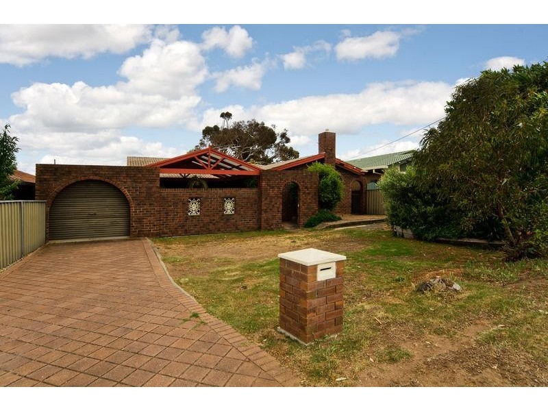 10 Kurnabinna Terrace, Hallett Cove SA 5158