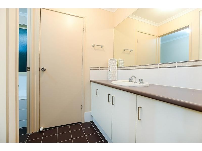 24 Aquamarine Avenue, Aldinga Beach SA 5173