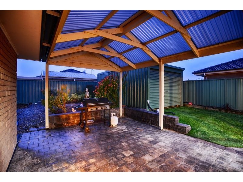 24 Aquamarine Avenue, Aldinga Beach SA 5173