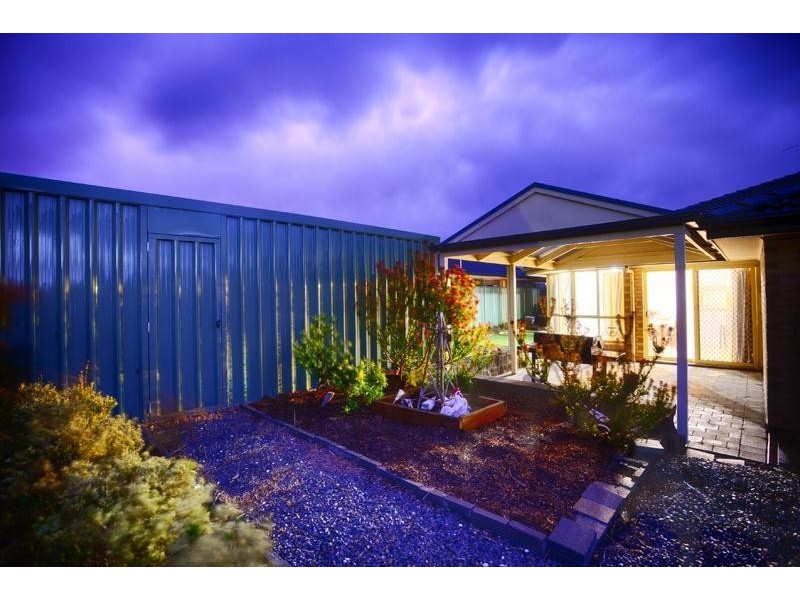 24 Aquamarine Avenue, Aldinga Beach SA 5173