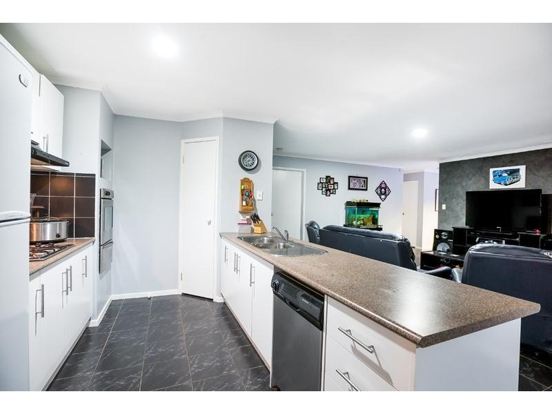 11 Coventry Circuit, Seaford Rise SA 5169