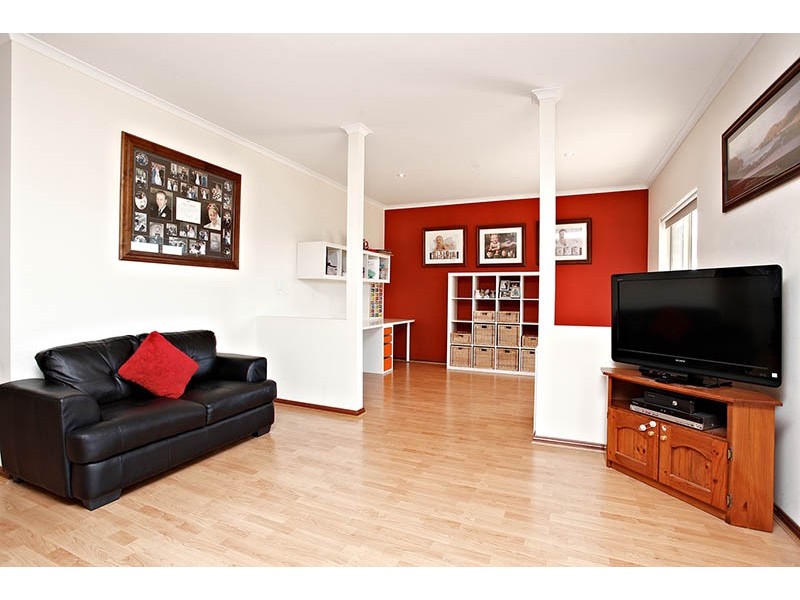 14 George Francis Drive, Mount Compass SA 5210