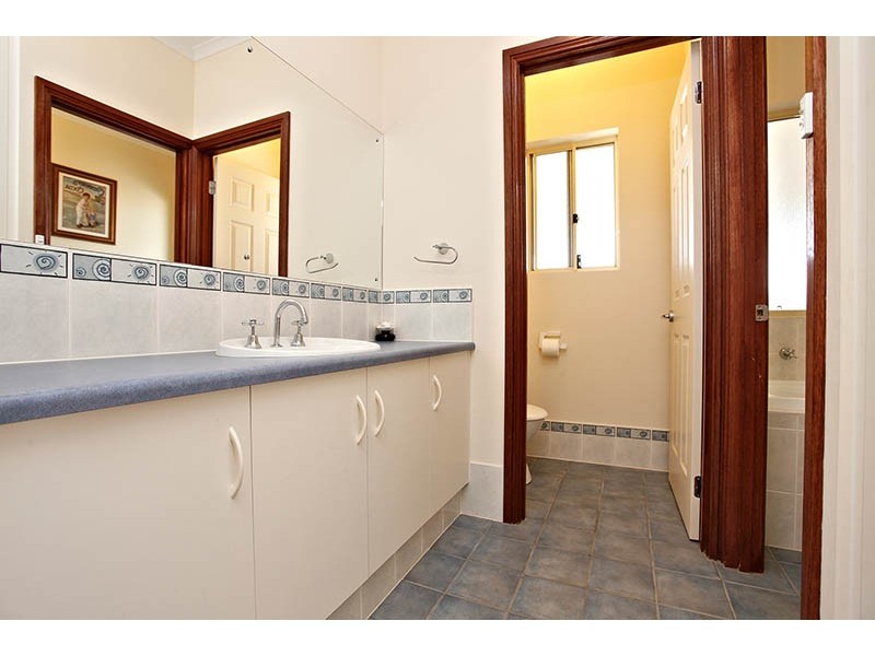 14 George Francis Drive, Mount Compass SA 5210