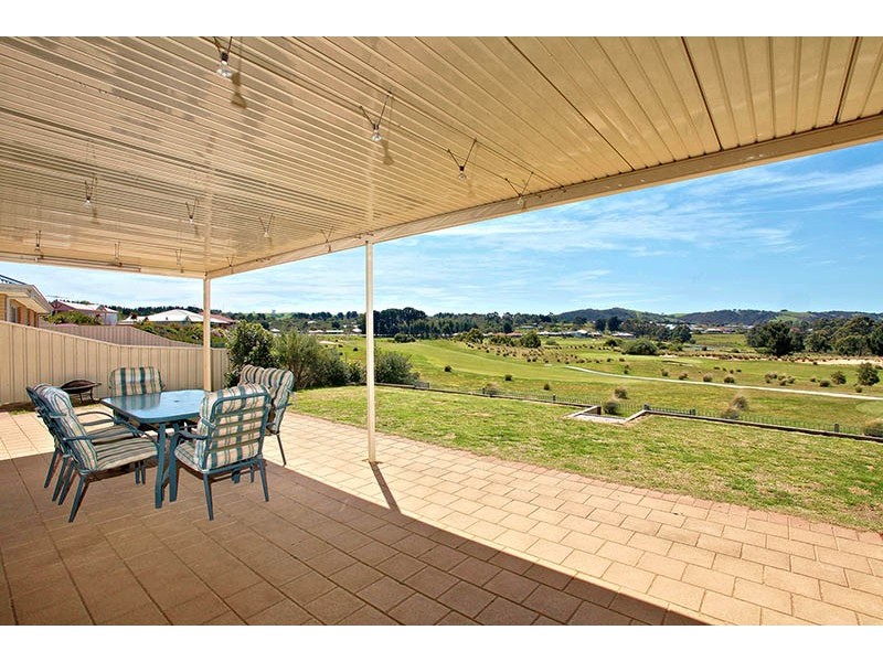 14 George Francis Drive, Mount Compass SA 5210